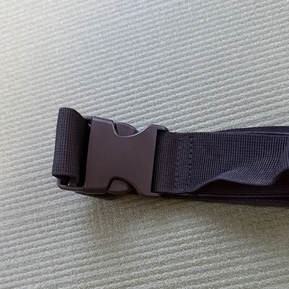 Clear Holographic Belt Bag Fanny Pack Stadium Approved Adjustable - Picture 3 of 6